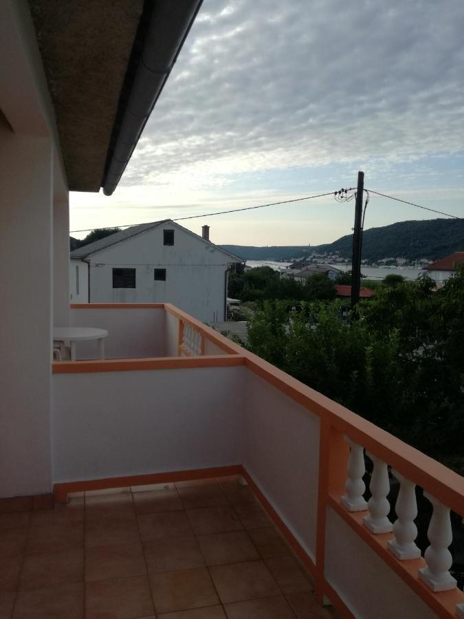 Apartments With A Parking Space Supetarska Draga - Donja, Rab - 15999 Exterior photo