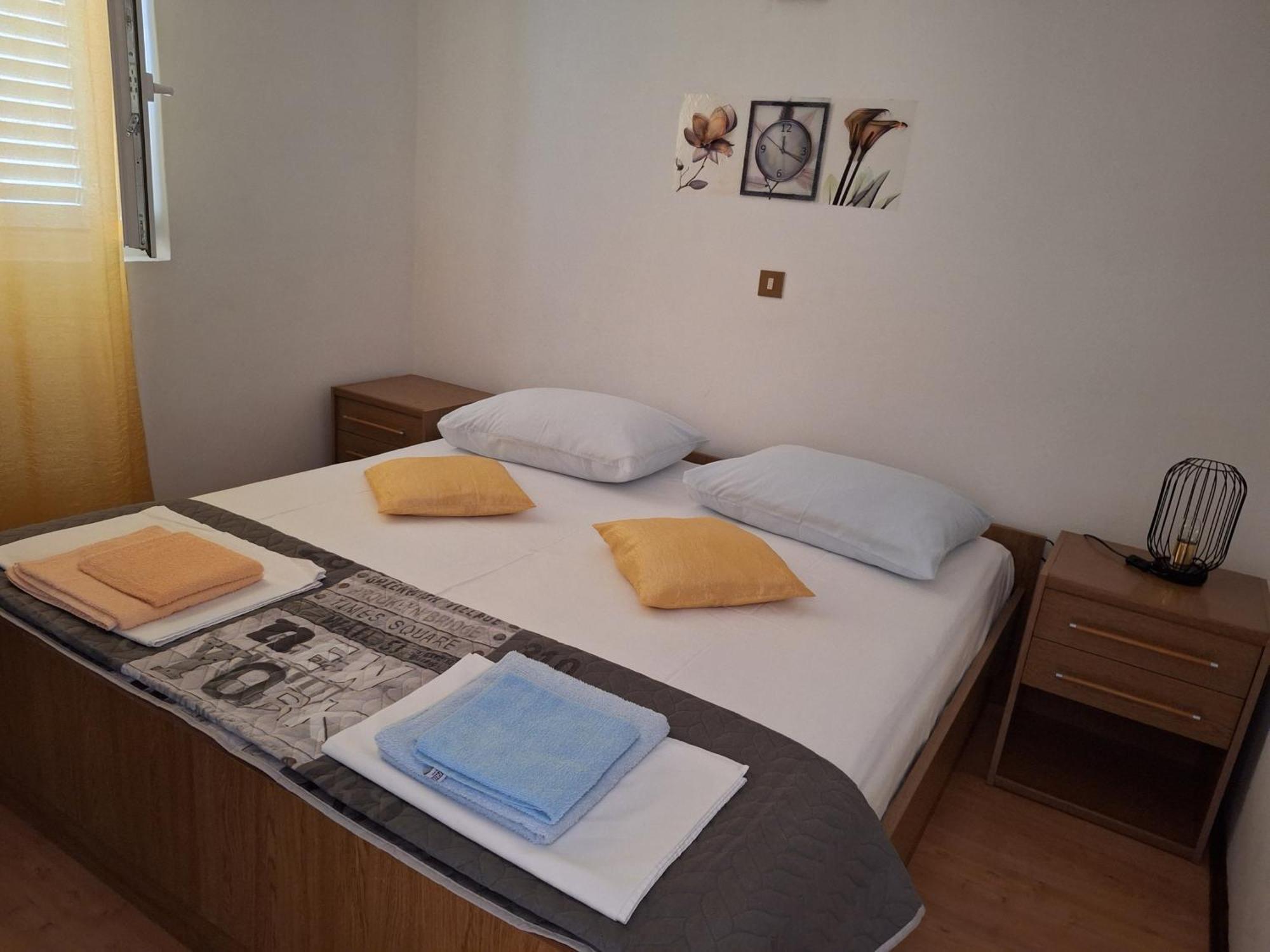 Apartments With A Parking Space Supetarska Draga - Donja, Rab - 15999 Exterior photo